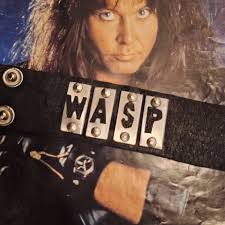 Kozna narukvica 1200din. Natpis po zelji