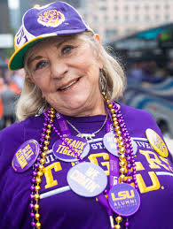 Photos: LSU, Clemson fans get excited before the CFP National Championship 