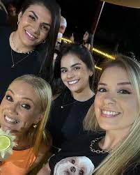 𝑩𝒊𝒃𝒊 𝑺𝒂𝒏𝒄𝒉𝒆𝒛 (@bibi_sanchez) • Instagram photos and videos