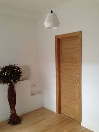 Puertas Lacadas Sevilla Puertas Lacadas Dos Hermanas Puertas Interiores De Madera Puertas Marrones Suelos De Parquet