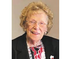 Ryan Snapp's Instagram, Twitter & Facebook