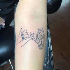 This is the ultimate bff tattoo. Top 95 Best Pinky Promise Tattoo Ideas 2021 Inspiration Guide