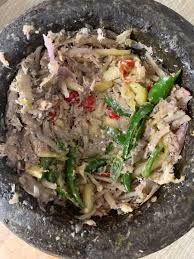 Boleh abis dua piring kalau ni seja lauk yang ada, jadi time pkp ni mari kita buat sendiri sambal mngga bilis.senang jak buat dia. Sambal Pauh Muda Memang Penambah Selera Makan