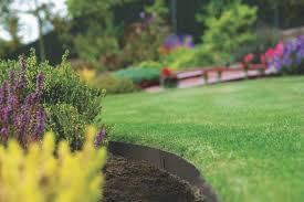 21 ideas to help you decide where rocks, stones and pebbles fit into an outdoor space. 20 Flower Bed And Garden Edging Ideas Hgtv