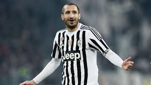 Born 14 august 1984) is an italian professional footballer who plays as a defender and captains both serie a club juventus and the italy. Juventus Gegen Fc Bayern Giorgio Chiellini Im Interview Ich Bewundere Thomas Muller Eurosport