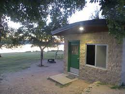 Bear lake, ut cabin rentals. Cabin Entrance And Surrounding Picture Of Inks Lake State Park Burnet Tripadvisor
