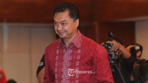 He resigned from his ambassador post in september 2013 to pursue a presidential primary bid. Dino Patti Djalal Tribunnewswiki Com Mobile