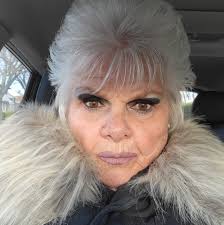 What other Caesars property pools can Diamond+ members use for free in Las  Vegas when the Horseshoe pool is closed?