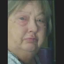 Kay Dennis's Instagram, Twitter & Facebook