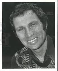 1975 Press Photo Actor Ben Frank, guest star in "S.W.A.T."