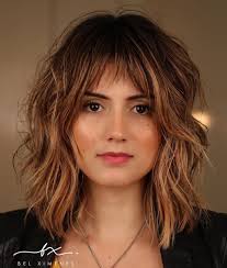 1930s Hairstyle Ideas Hairstyle Ideas For Masquerade Ball Hairstyle Ideas Round Face Hairstyle I 2020 Orta Uzunlukta Sac Modelleri Uzun Sac Omuz Uzunlugunda Sac