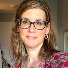 Lisa Trumble's Instagram, Twitter & Facebook