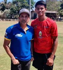 Yashasvi jaiswal bloomed when he got his recognition from the limca book of records , he got selected in the mumbai under 16 squad, later got selected into india's under 19 yashaswi jaiswal is sold for rajasthan royal's for 2.40 crore in ipl 2020. Yashasvi Jaiswal Cricketer Biography Net Worth Age Family Gf More
