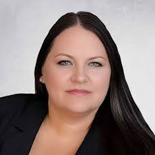 Charlene Lind's Instagram, Twitter & Facebook