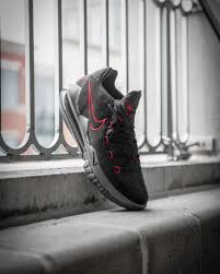 The black solid rubber didn't perform as well. Foot Locker On Twitter Low Profile Heat The Nike Lebron 17 Bred Online Shop Https T Co Zxf4bntsme