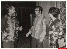 Maybe you would like to learn more about one of these? 5 Perkara Mengagumkan Pasal Tun Dr Siti Hasmah Yang Korang Mungkin Tak Tahu Soscili