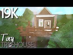 Tiny Treehouse Roblox Bloxburg Youtube Tiny Treehouse Roblox Bloxburg House Ideas Tree House