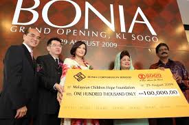Lelaki harapan dunia eunos madeonus: Bonia Launches Charity Initiative In Conjunction With The Opening Of Their Largest Boutique In Malaysia