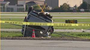 2 Dead After Box Truck Suv Collide Near Suburban Airport Wgn Tv