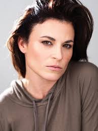 Julie Stackhouse's Instagram, Twitter & Facebook