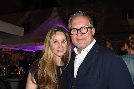 Das stellt die dreharbeiten vor besondere. Partnerschaft Harald Krassnitzer Und Ann Kathrin Kramer Eine Liebe In Wuppertal Brigitte De