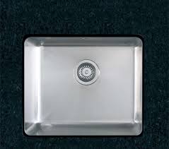 Elkay commercial sinks can be found in public spaces such as classrooms, office buildings, health care facilities, parks and recreation areas and more. Clearwater Salsa Single Bowl Kitchen Sink Sa16