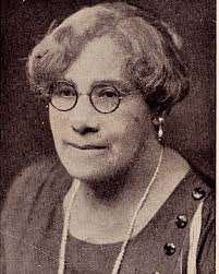 Happy #stpatricksday, everyone! Maggie L. Walker is said to have liked the  color green, though black and white photos from her time make it difficult  to know how often she may have