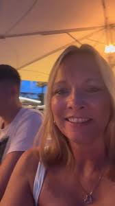 An evening in Villamoura 💗 one of my favourite places xx #villamoura  #villamoura🇵🇹 #fy #fyp #wendygofficial #portugal🇵🇹 #evening #stunning  #beautiful #portugal #food #foodie #foodiesoftiktok #marina ...