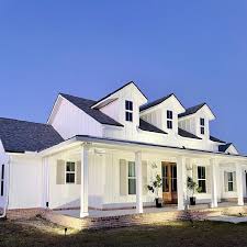 Check spelling or type a new query. Gorgeous White Homes White Exterior Paint Colors To Try Now Hello Lovely