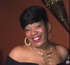 Diana Tyler's Instagram, Twitter & Facebook