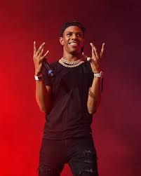 You will get a different hd backgrounds of your favorite rapper every time you open a new tab. Pin By Noah On Rappers Boogie Wit Da Hoodie Cute Rappers Hoodies