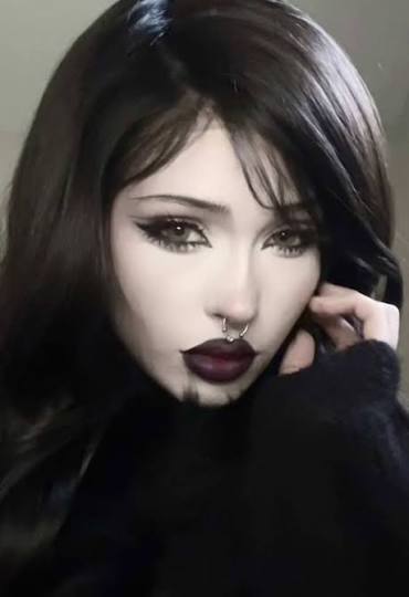Vintage Vampire Makeup | TikTok