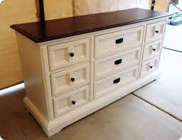 Twice Lovely Two Toned Freebie Dresser Furniture Makeover Redo Furniture Diy Furniture