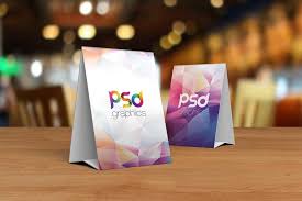 Free Table Tent Card Psd Mockup Paketleme