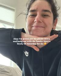 Hope your Saturday is full of the little things that make you smile ✨