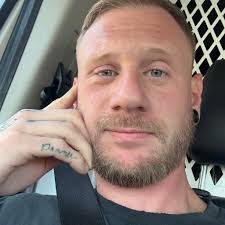 Does the OEM short throw shifter vibrate in 4th gear?