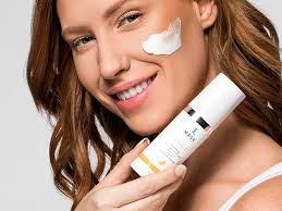 IMAGE Skincare, VITAL C Hydrating Intense Moisturiser, Face Lotion with  Hyaluronic Acid and Shea Butter, 50 mL : Amazon.co.uk: Beauty