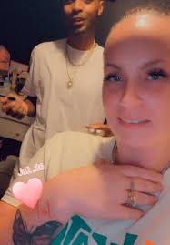 Navigating a Grieving Journey with Memories