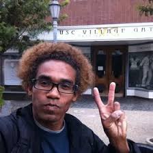 Roger Blueearth (blueearthroge)