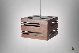 نجفة مودرن أنيقة مصنوعة من أجود أنواع الخشب بتصميم أنيق وجذاب يعطي الغرفة الأناقة والرقي النجفة مناسبة لجميع غرف المنزل فيمكنك وضعها في Home Decor Home Decor