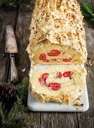Buche Erable Framboises Et Chocolat Blanc Ricardo Recipe Cake Roll Recipes Maple Syrup Recipes Food