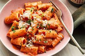 Creamy Tomato Rigatoni Recipe Recipe Rigatoni Recipes Recipes Rigatoni