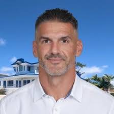 Alex Sanchoyerto's Instagram, Twitter & Facebook