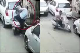 Sees a crime being committed. Bizarre Video Captures 2 Meerut Thieves Stealing Womens Undergarments Arrested Watch
