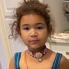 World ' Bria Brooks + Dakota Halo is