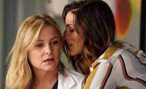 Estreou em 28 de setembro de 2017 com uma estreia especial de duas horas 1 e foi concluída em 17 de maio de 2018, consistindo em 24 episódios, 2 3 com o sétimo episódio marcando o 300º episódio da série em geral. Carina Deluca Grey S Anatomy Amino