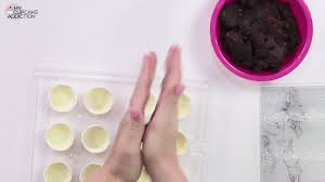 I want to make a 1/2 sheet pink champagne cake. Golf Ball Cake Pops