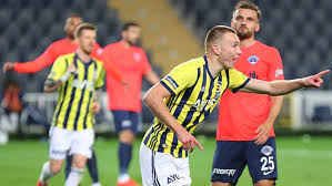Attila szalai fifa 21 has 2 skill moves and 5. Ugy Tunik Eldolt Szalai Attila Sorsa A Fenerbahceban Sportposzt Com