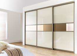 How To Decorate Fitted Wardrobes Sliding Doors Designalls Sliding Door Wardrobe Designs Sliding Wardrobe Designs Sliding Wardrobe Doors