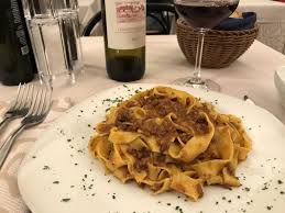 Su tripadvisor trovi 594 recensioni imparziali su ristorante al mangia, con punteggio 3 su 5 e al n.333 su 508 ristoranti a siena. Dove Mangiare A Siena 5 Locali Buoni Ed Economici Pietrolley Travel Blog
